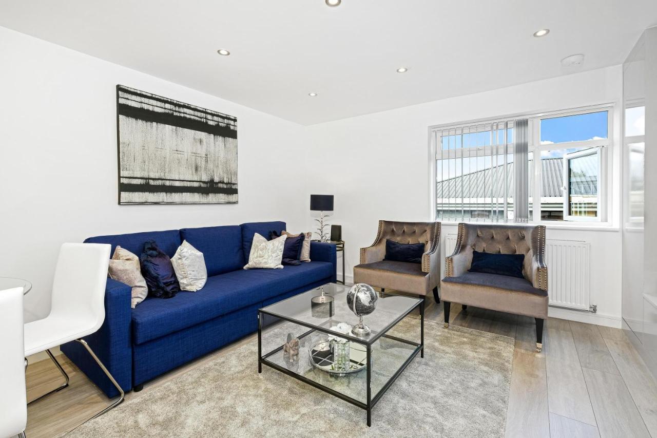 St Martins 2 Bedroom Apartments In Ruislip By 360 Stays Exterior foto