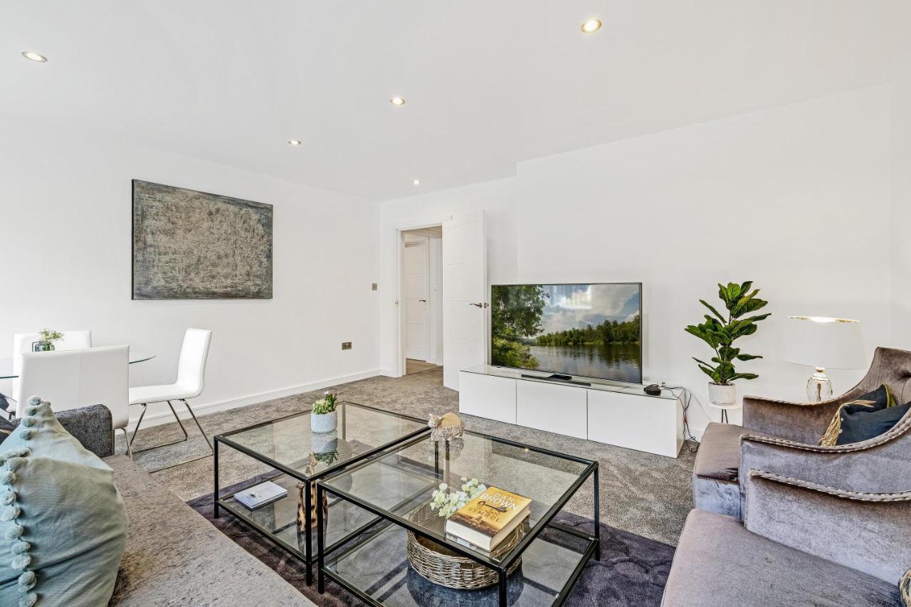 St Martins 2 Bedroom Apartments In Ruislip By 360 Stays Exterior foto