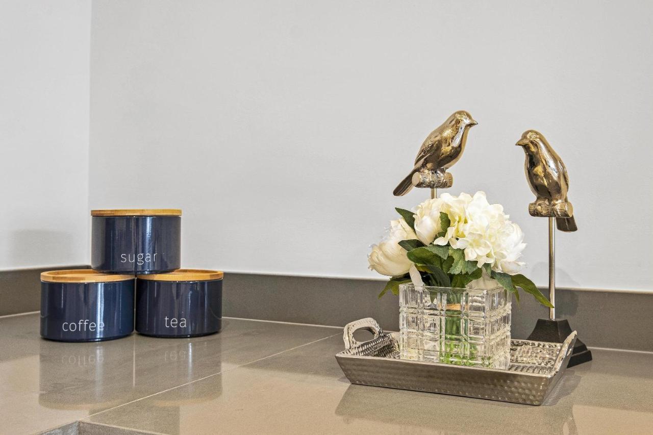 St Martins 2 Bedroom Apartments In Ruislip By 360 Stays Exterior foto